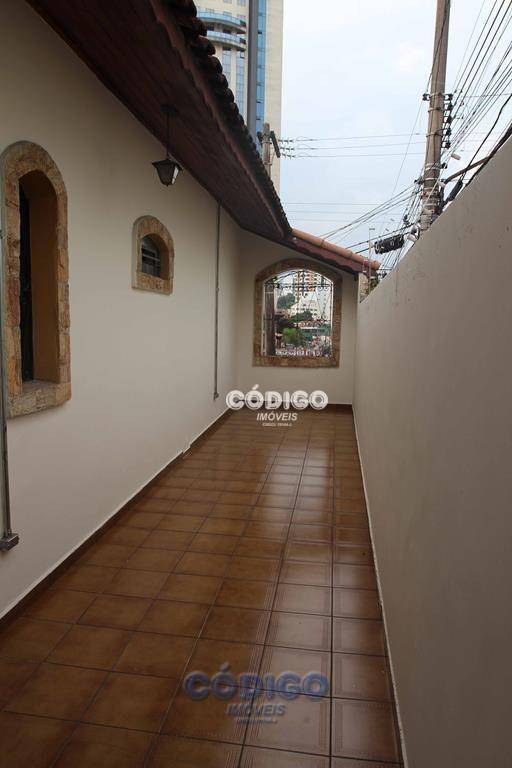 Sobrado à venda com 3 quartos, 305m² - Foto 16