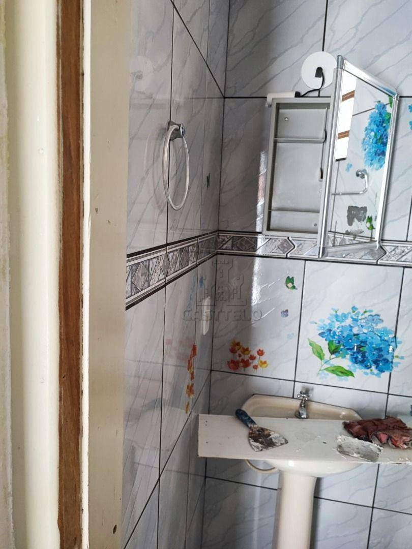Casa para alugar com 2 quartos, 79m² - Foto 10