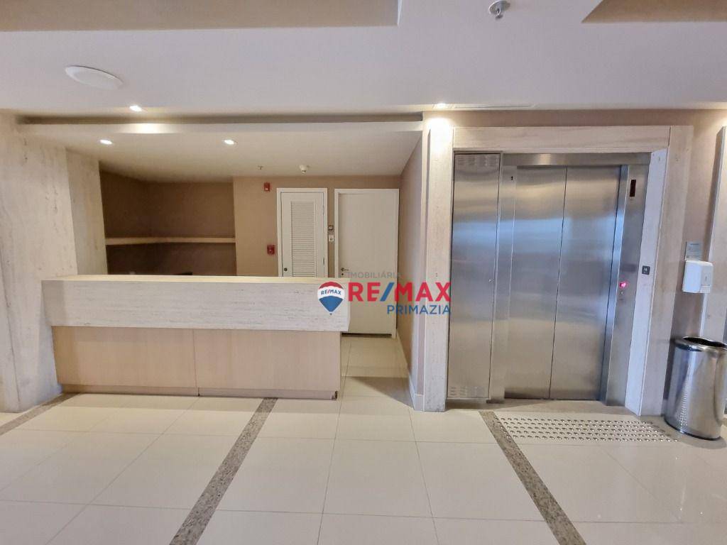 Apartamento à venda com 2 quartos, 77m² - Foto 40