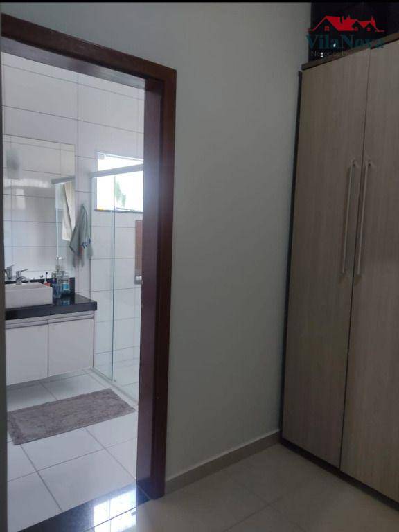 Casa de Condomínio à venda e aluguel com 3 quartos, 190m² - Foto 10