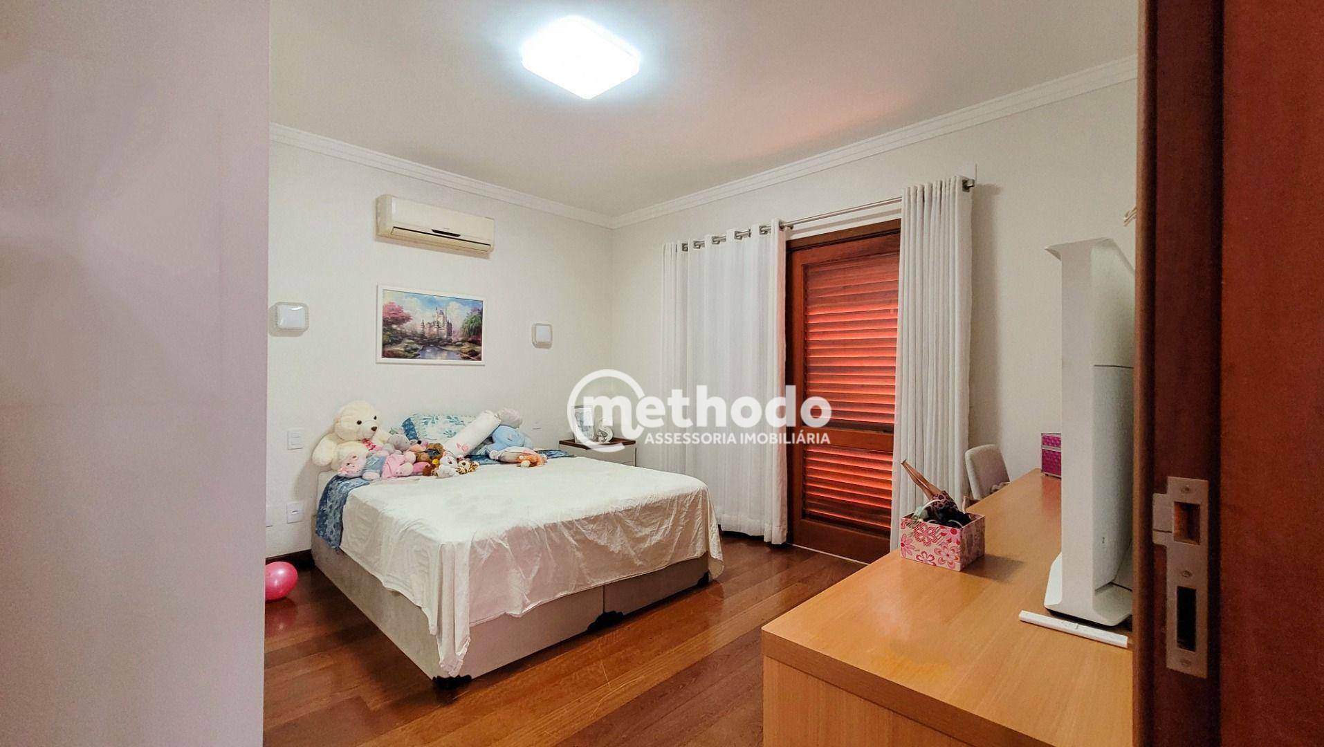 Casa de Condomínio à venda com 4 quartos, 309m² - Foto 22