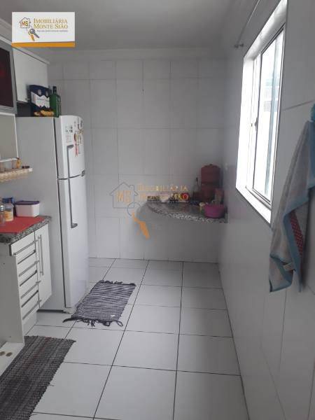 Apartamento à venda com 2 quartos, 75m² - Foto 3