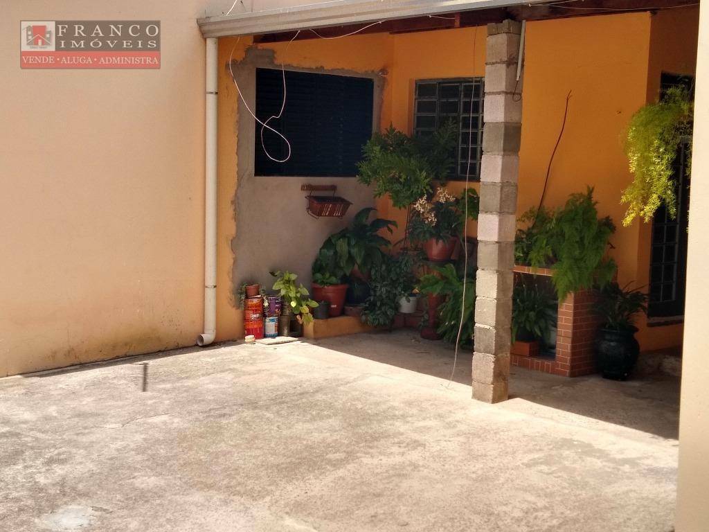 Casa à venda com 2 quartos, 250m² - Foto 14