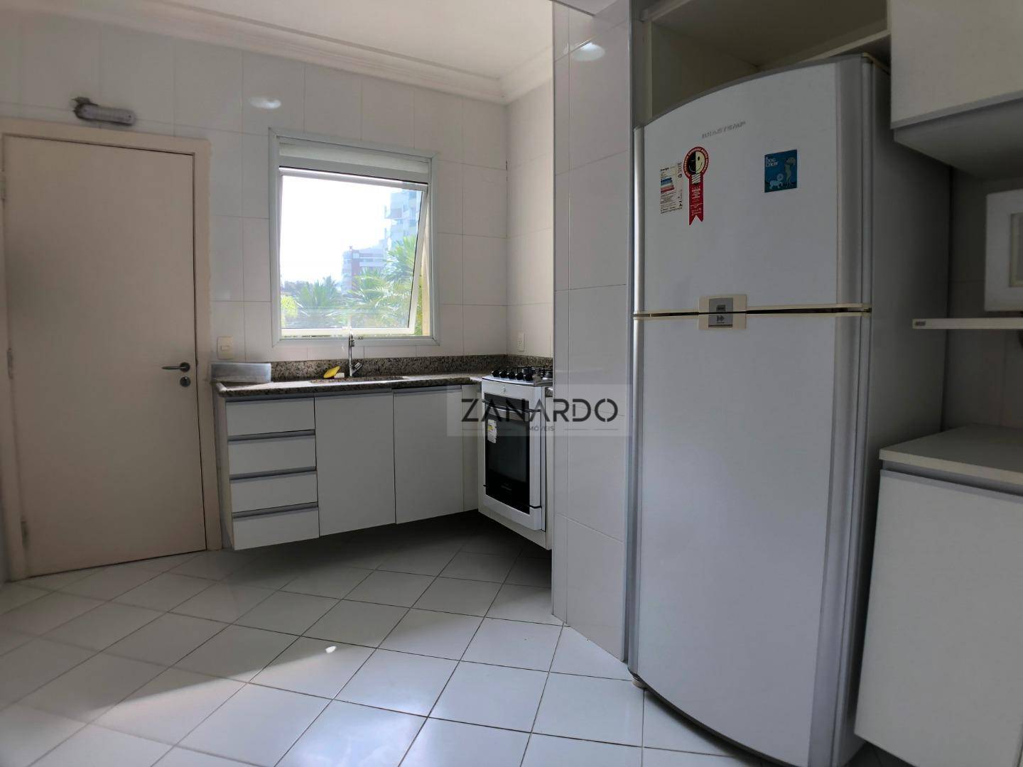 Apartamento à venda com 3 quartos, 105m² - Foto 36