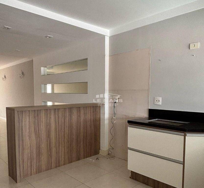 Casa à venda com 2 quartos, 180m² - Foto 7