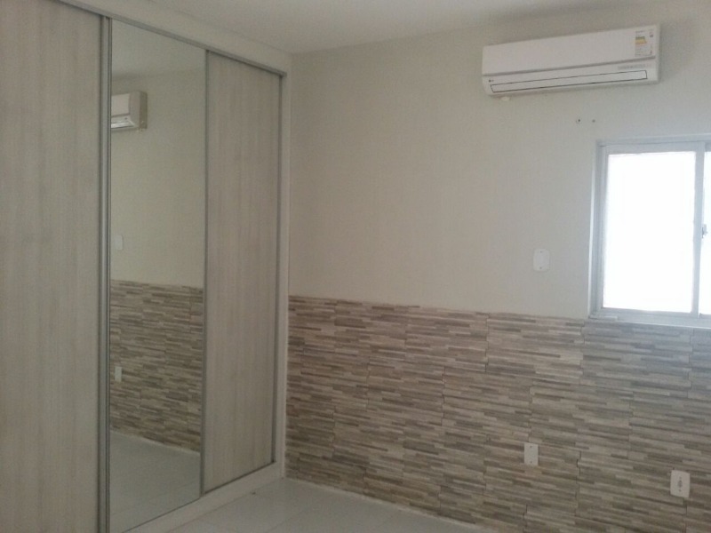 Apartamento à venda com 2 quartos, 78m² - Foto 2