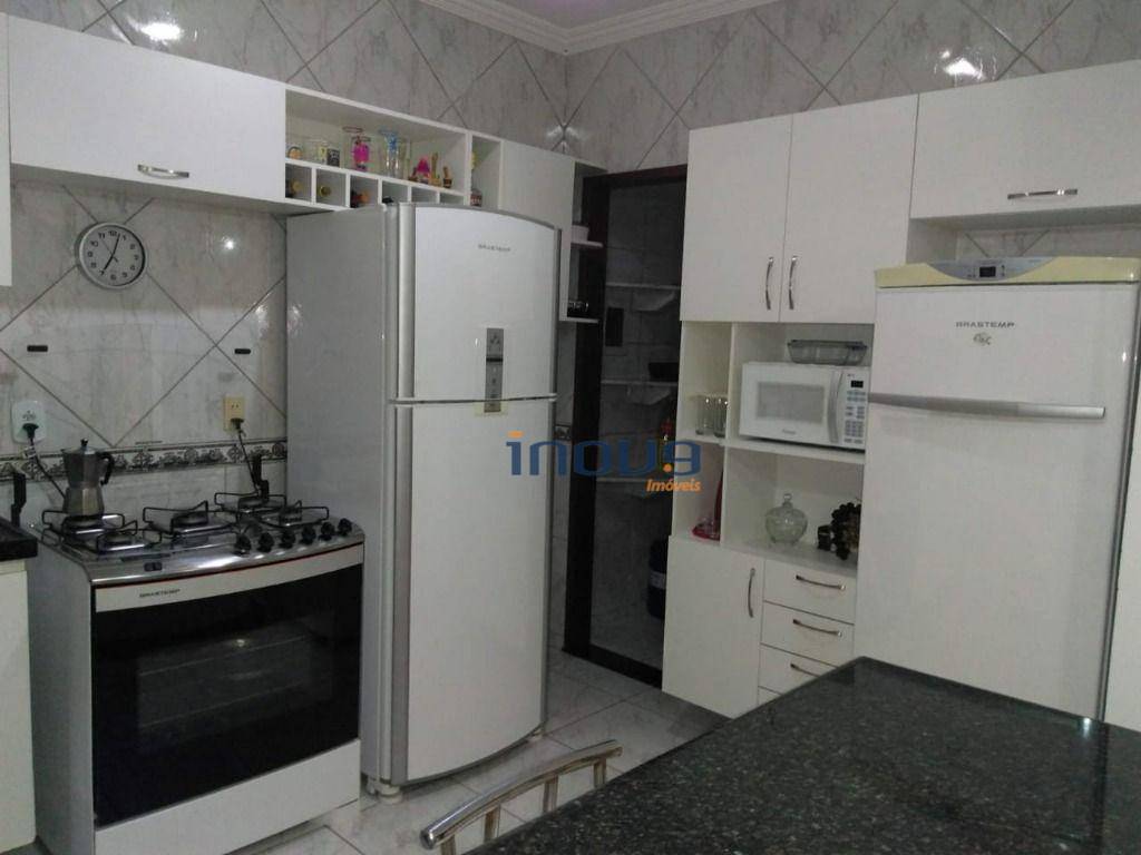 Casa de Condomínio à venda com 4 quartos, 320m² - Foto 10