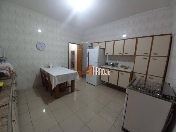 Sobrado à venda com 3 quartos, 160m² - Foto 15