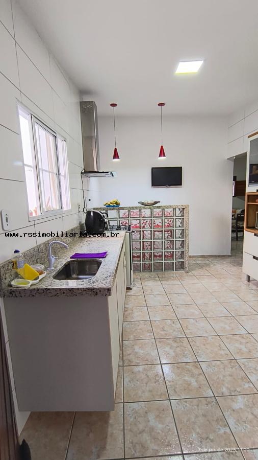 Casa à venda com 2 quartos, 56m² - Foto 28