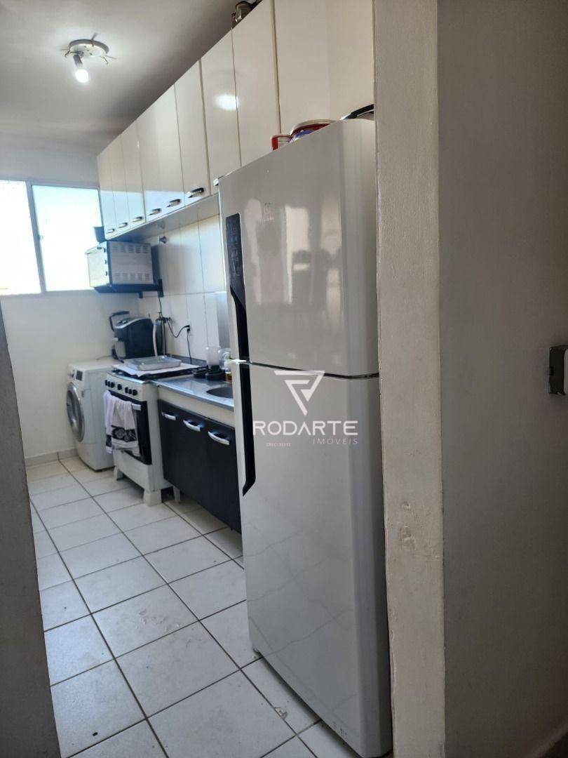 Apartamento à venda com 2 quartos, 50m² - Foto 2