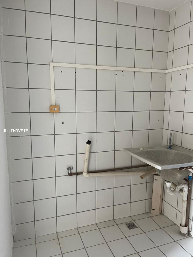 Apartamento para alugar com 2 quartos, 56m² - Foto 13