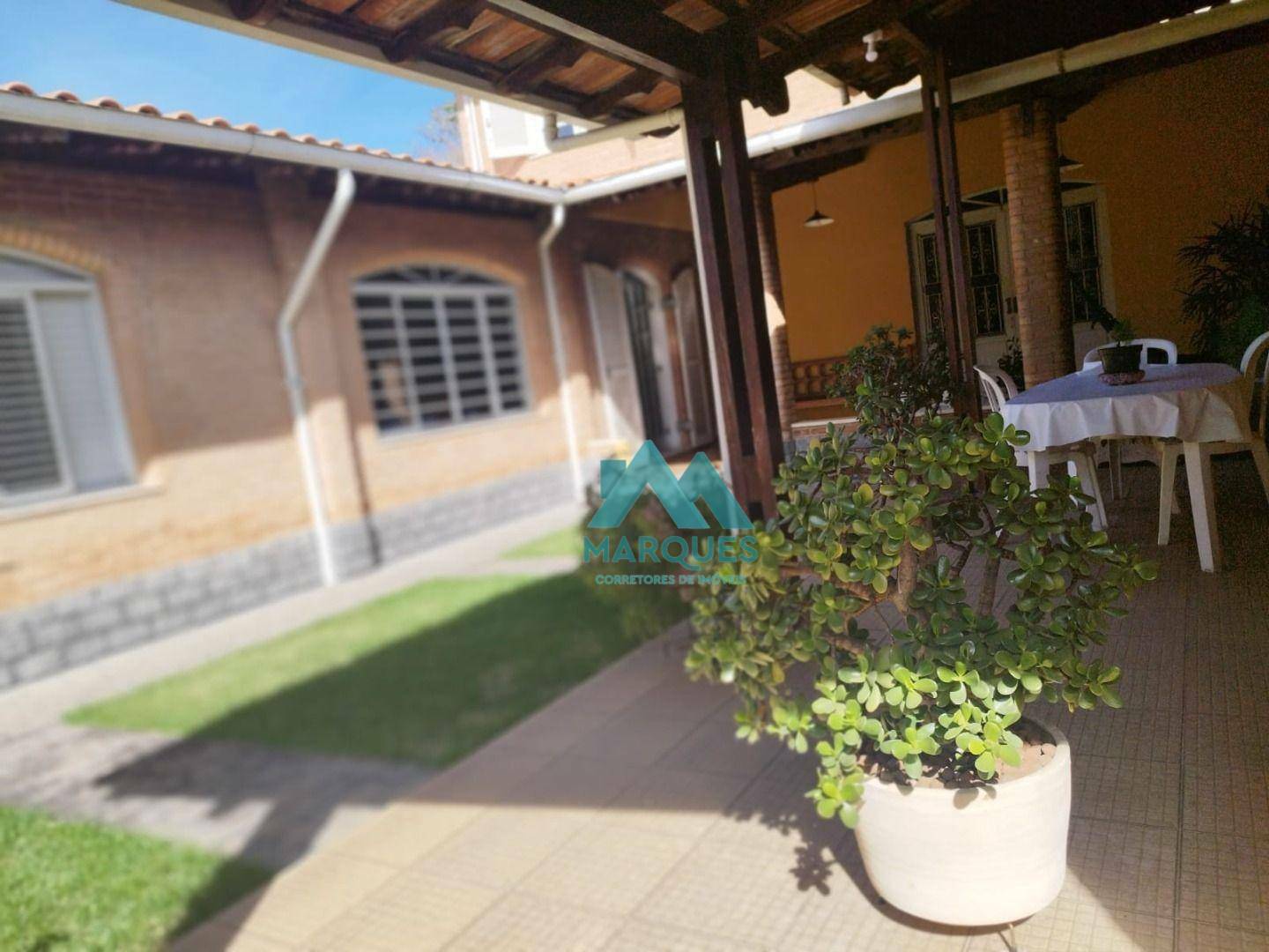 Sobrado à venda com 4 quartos, 304m² - Foto 8