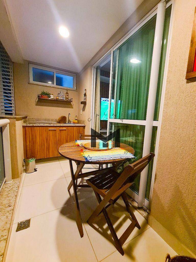 Apartamento à venda com 3 quartos, 90m² - Foto 1