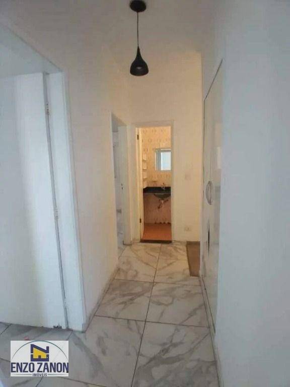 Sobrado para alugar com 3 quartos, 200m² - Foto 13