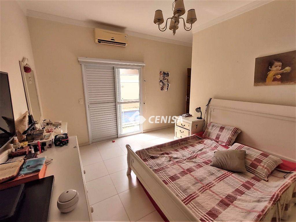 Casa de Condomínio à venda com 3 quartos, 230m² - Foto 25