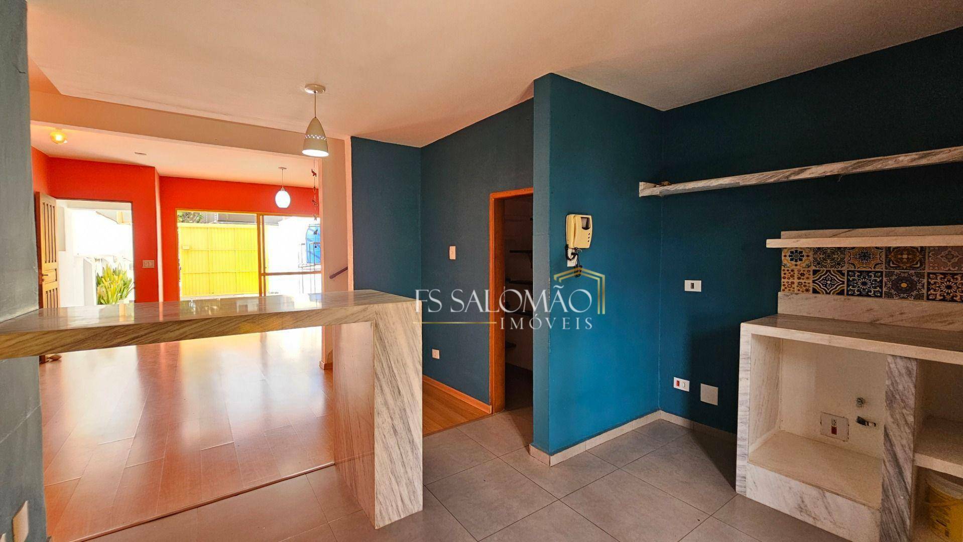 Casa à venda com 3 quartos, 140m² - Foto 2