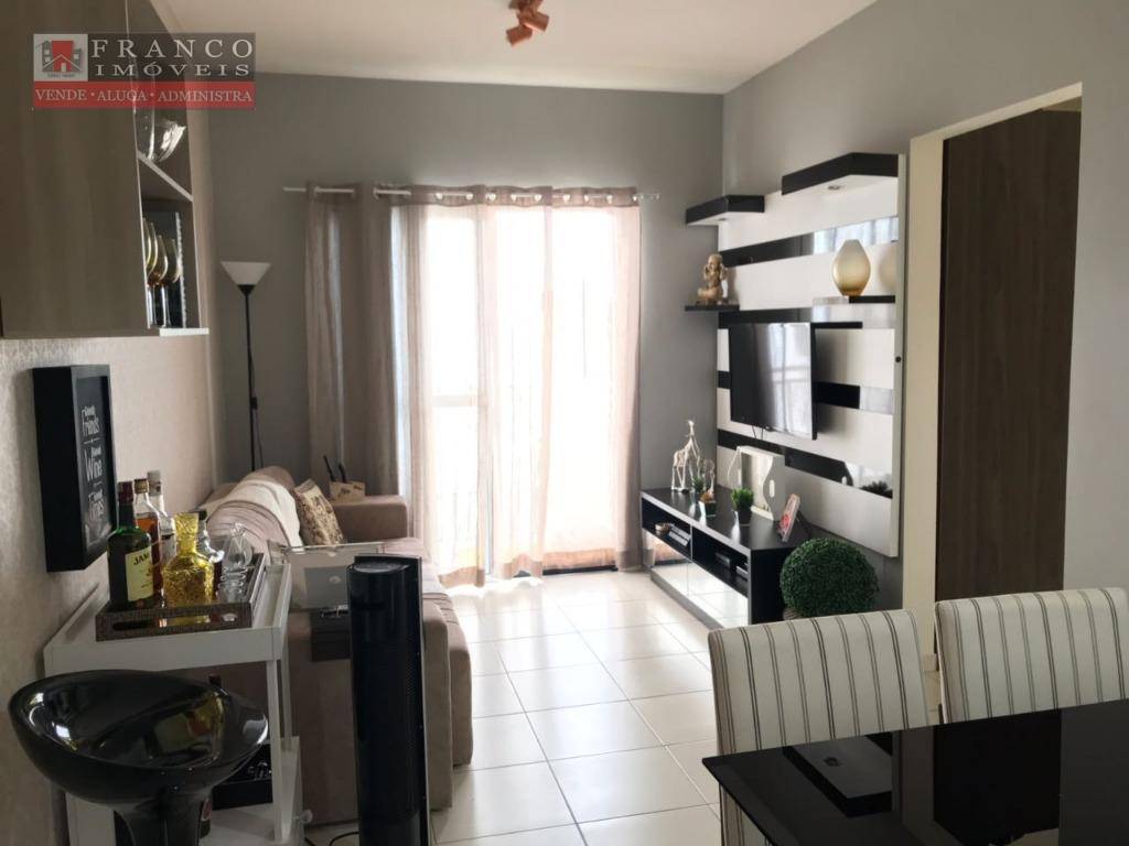 Apartamento à venda com 2 quartos, 61m² - Foto 4