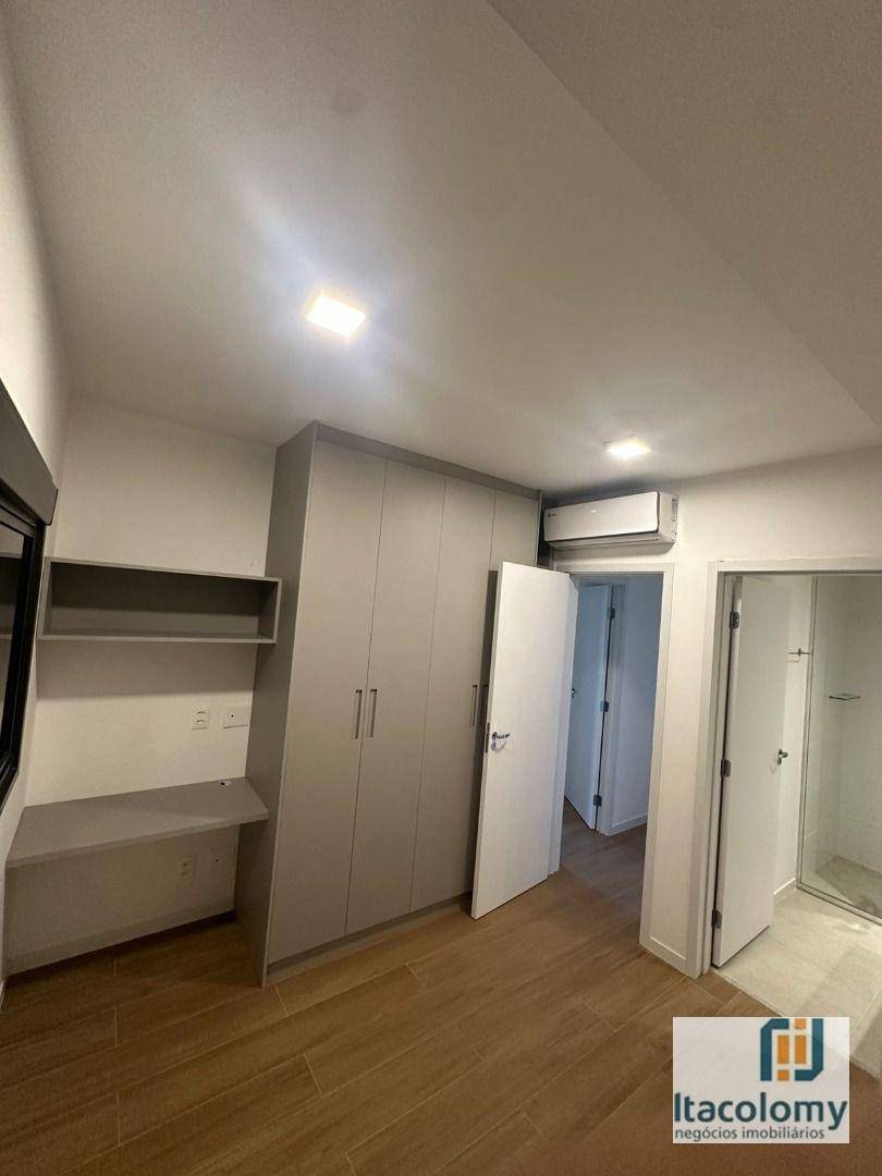 Apartamento para alugar com 3 quartos, 124m² - Foto 10