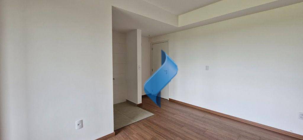 Apartamento à venda com 2 quartos, 62m² - Foto 4