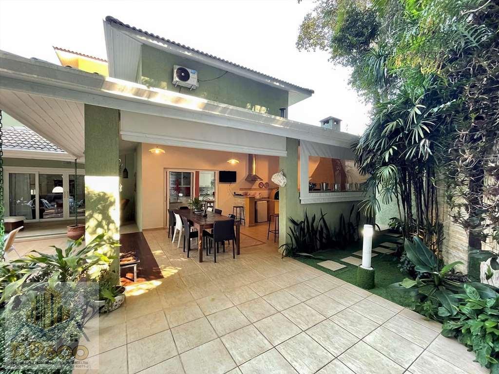 Casa de Condomínio à venda com 4 quartos, 553m² - Foto 21