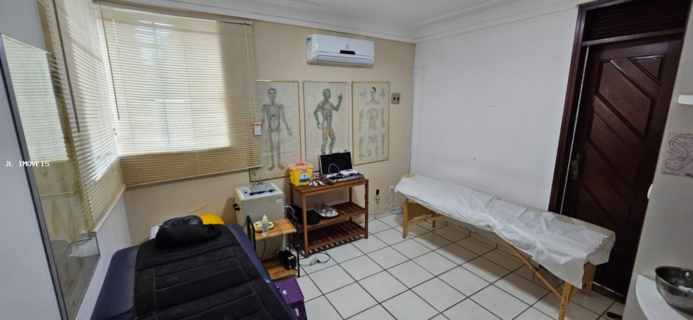 Casa para alugar com 4 quartos, 373m² - Foto 8
