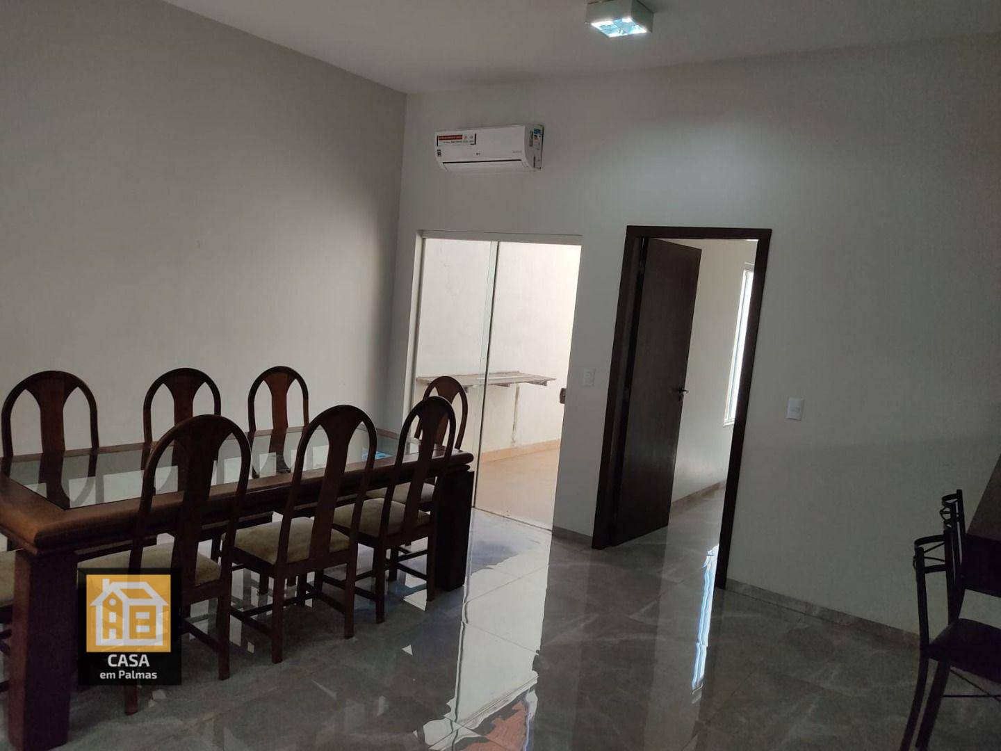 Casa à venda com 3 quartos, 140m² - Foto 1