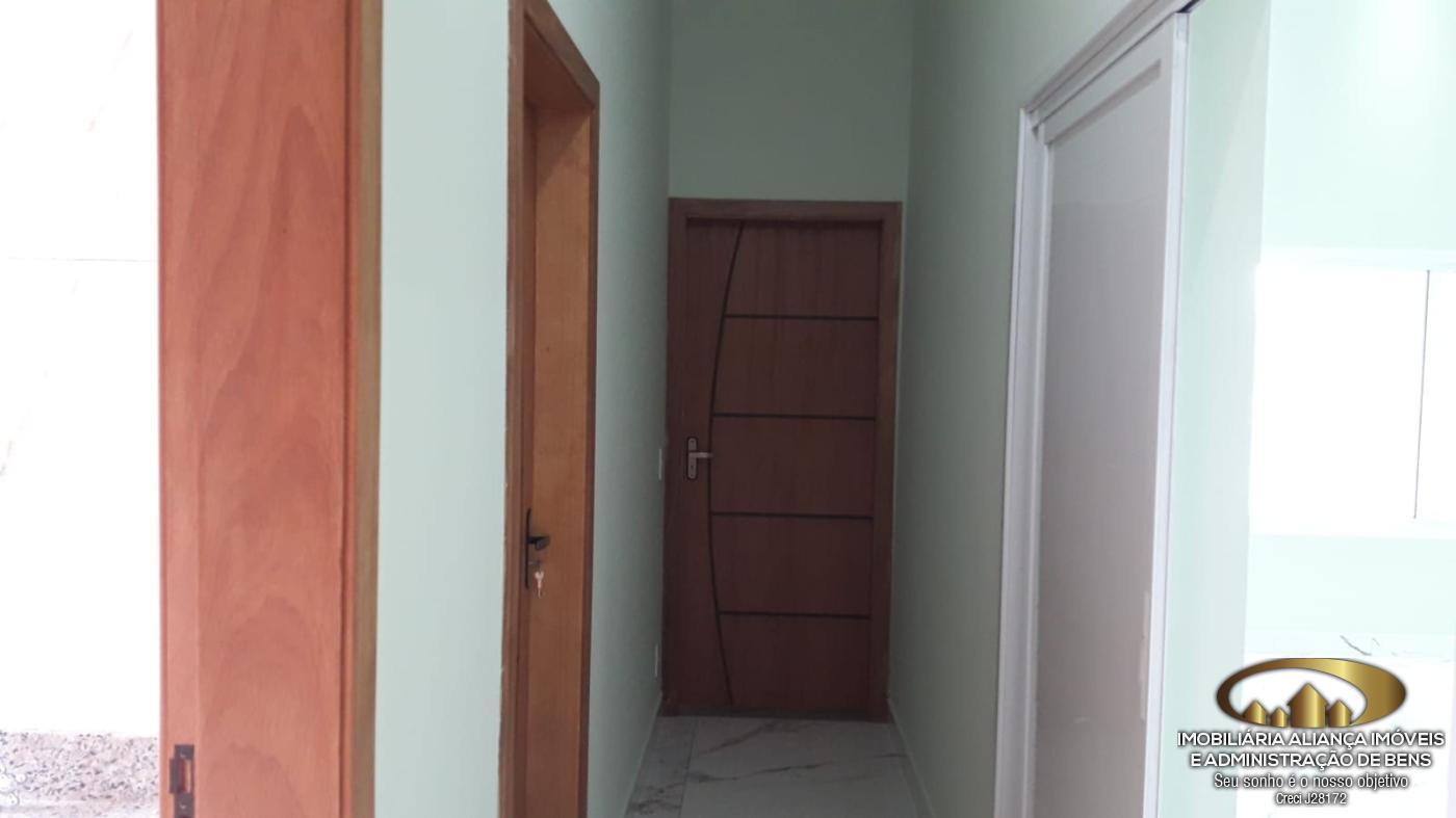 Casa à venda com 3 quartos, 142m² - Foto 11