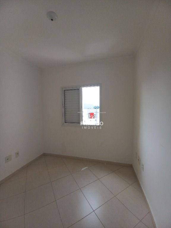 Apartamento para alugar com 3 quartos, 81m² - Foto 24