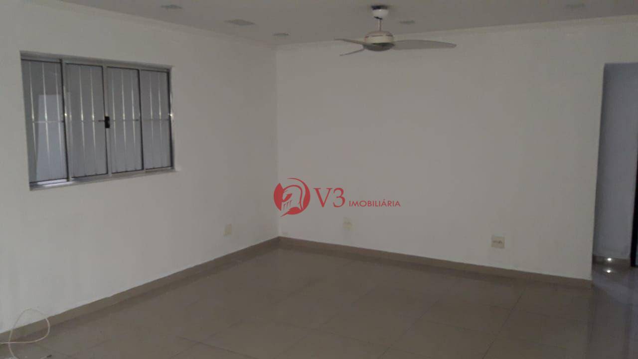 Casa à venda com 3 quartos, 700m² - Foto 16