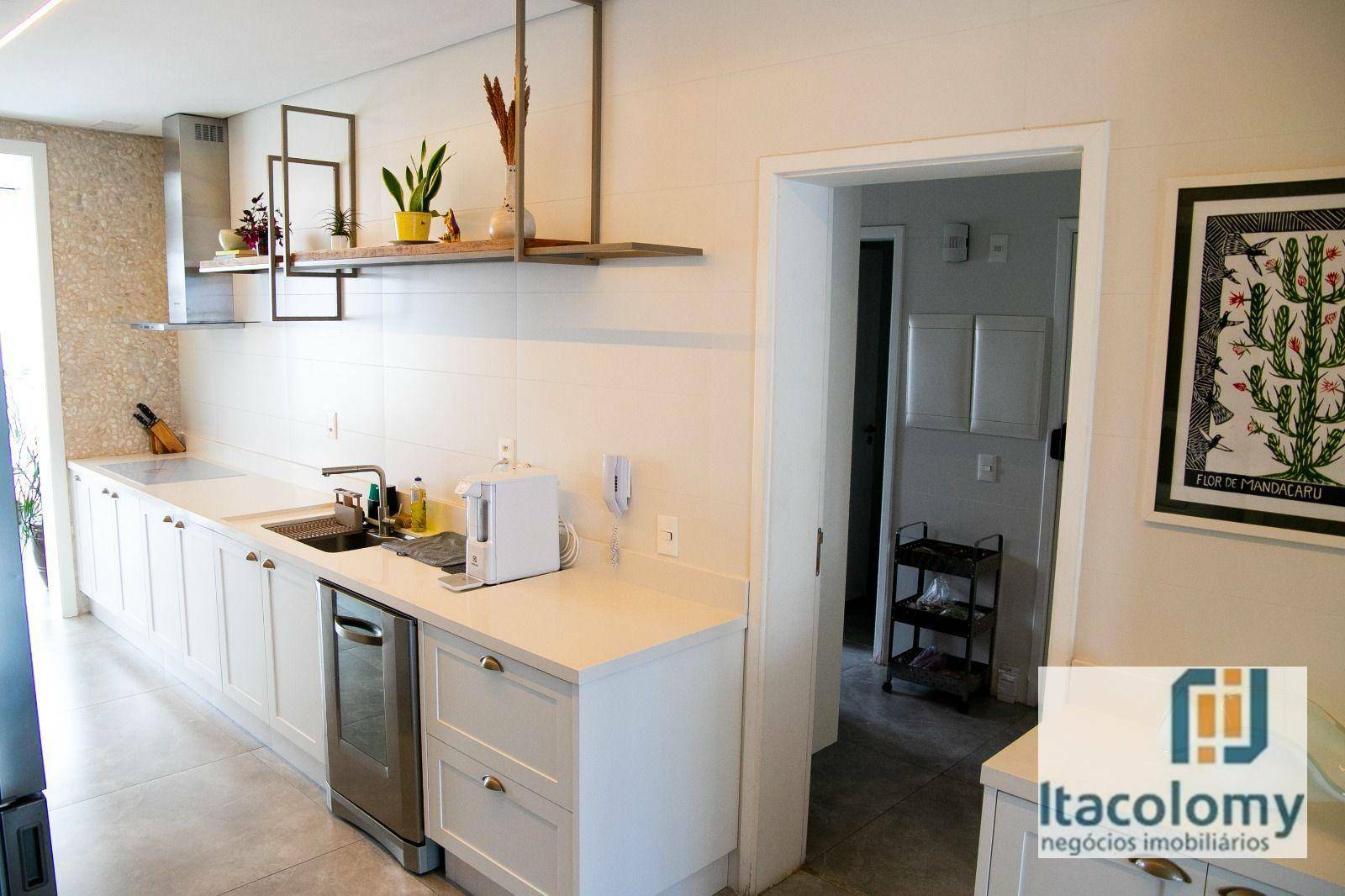 Apartamento à venda com 4 quartos, 281m² - Foto 17