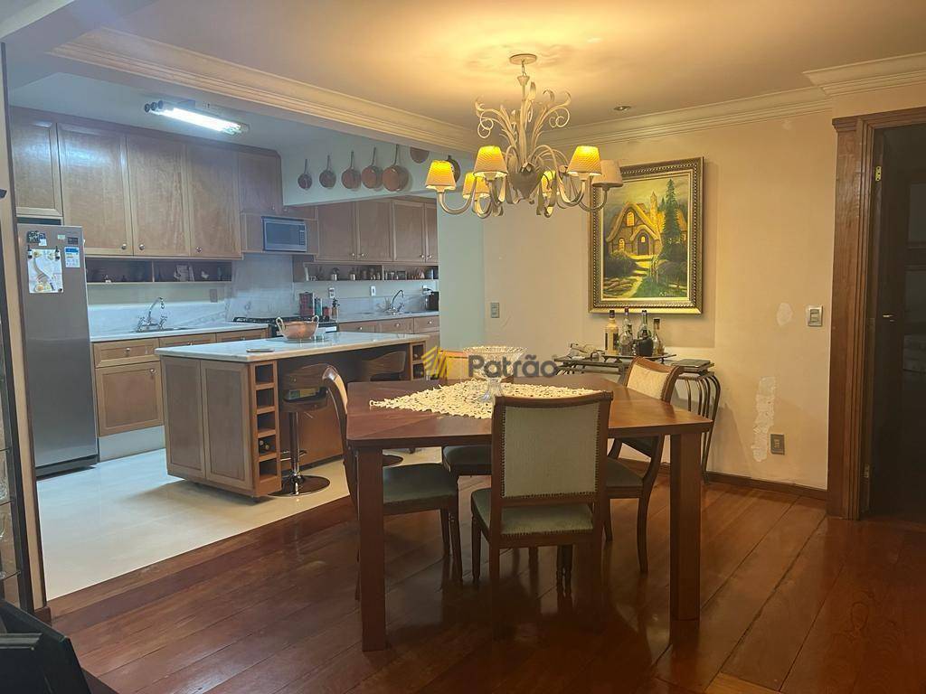 Apartamento à venda com 3 quartos, 136m² - Foto 28