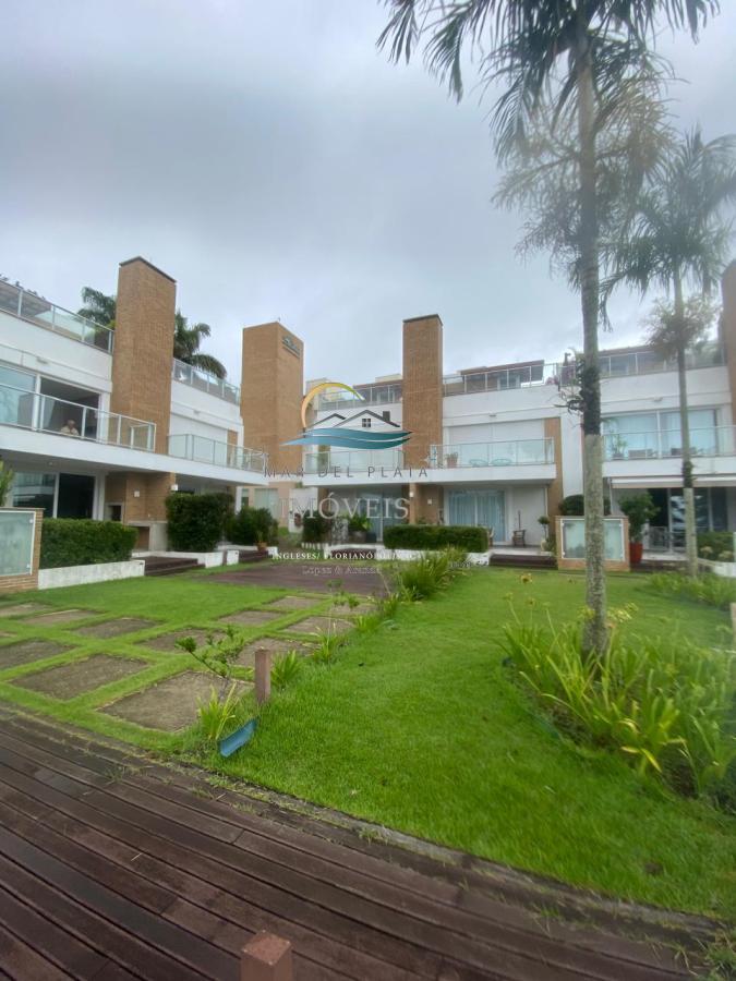 Casa à venda com 4 quartos, 250m² - Foto 1