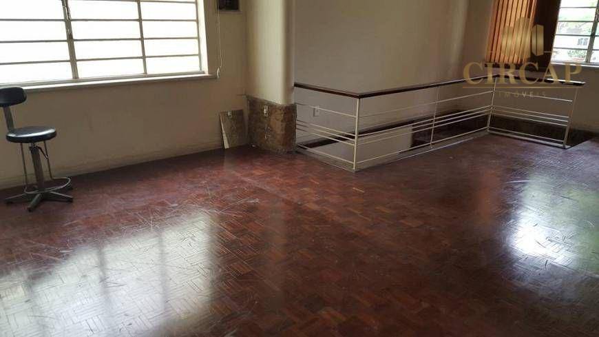 Sobrado à venda com 3 quartos, 600m² - Foto 12