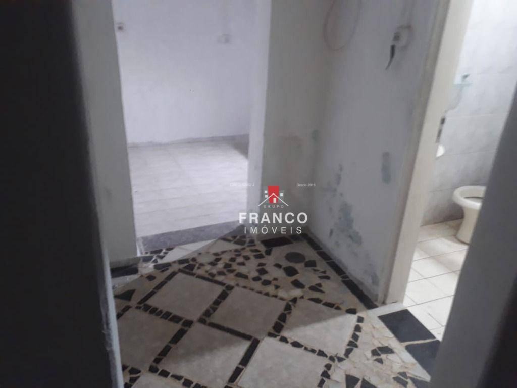 Chácara à venda com 3 quartos, 168m² - Foto 10