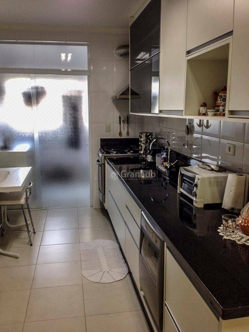 Apartamento à venda com 3 quartos, 115m² - Foto 9