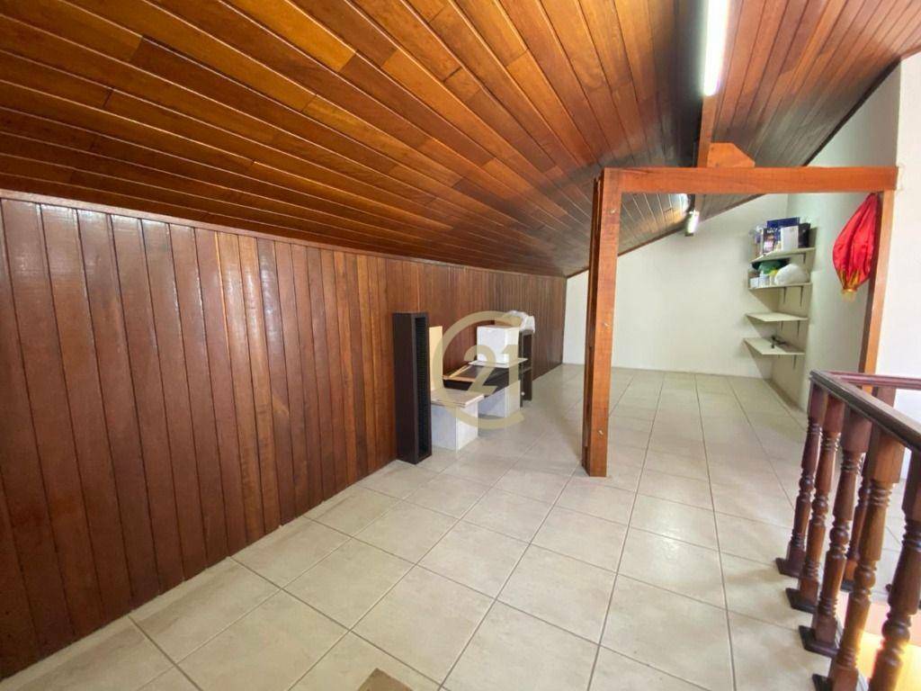 Casa de Condomínio à venda com 5 quartos, 295m² - Foto 31