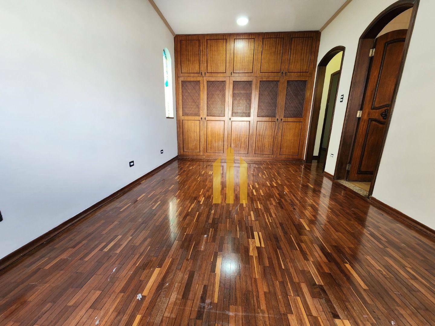 Sobrado à venda e aluguel com 4 quartos, 172m² - Foto 21