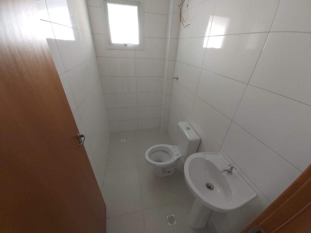 Apartamento à venda com 3 quartos, 121m² - Foto 19