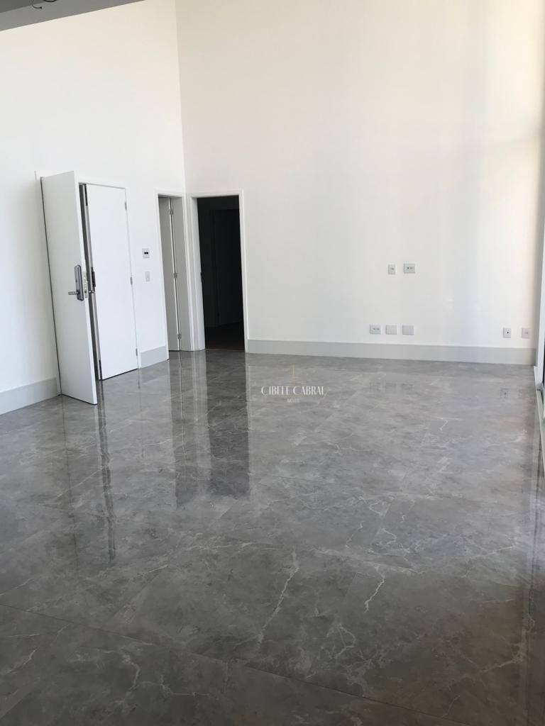 Apartamento à venda com 4 quartos, 189m² - Foto 3