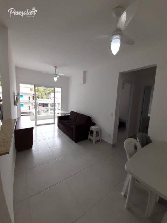 Apartamento à venda com 2 quartos, 64m² - Foto 4