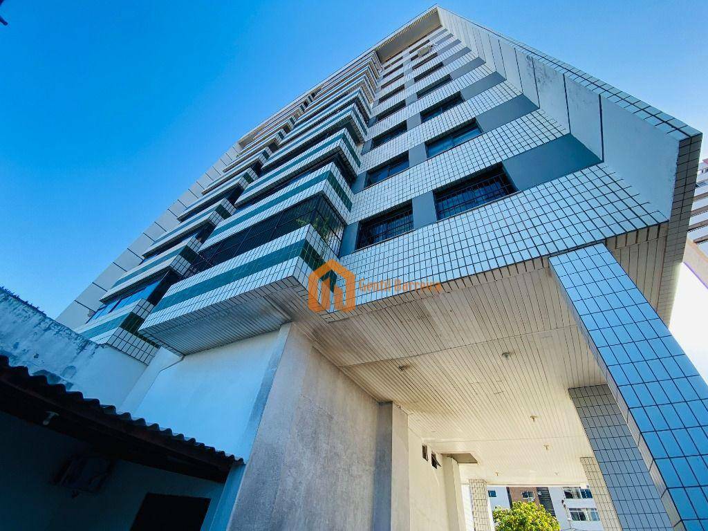 Apartamento à venda com 3 quartos, 141m² - Foto 1