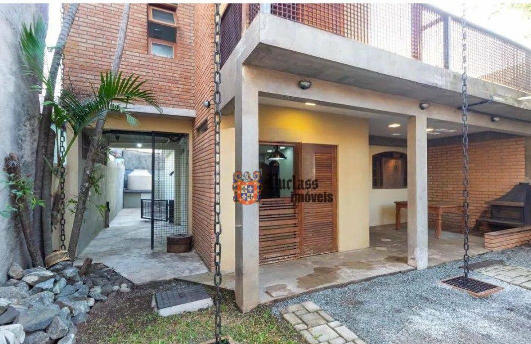 Casa à venda com 3 quartos, 250m² - Foto 3