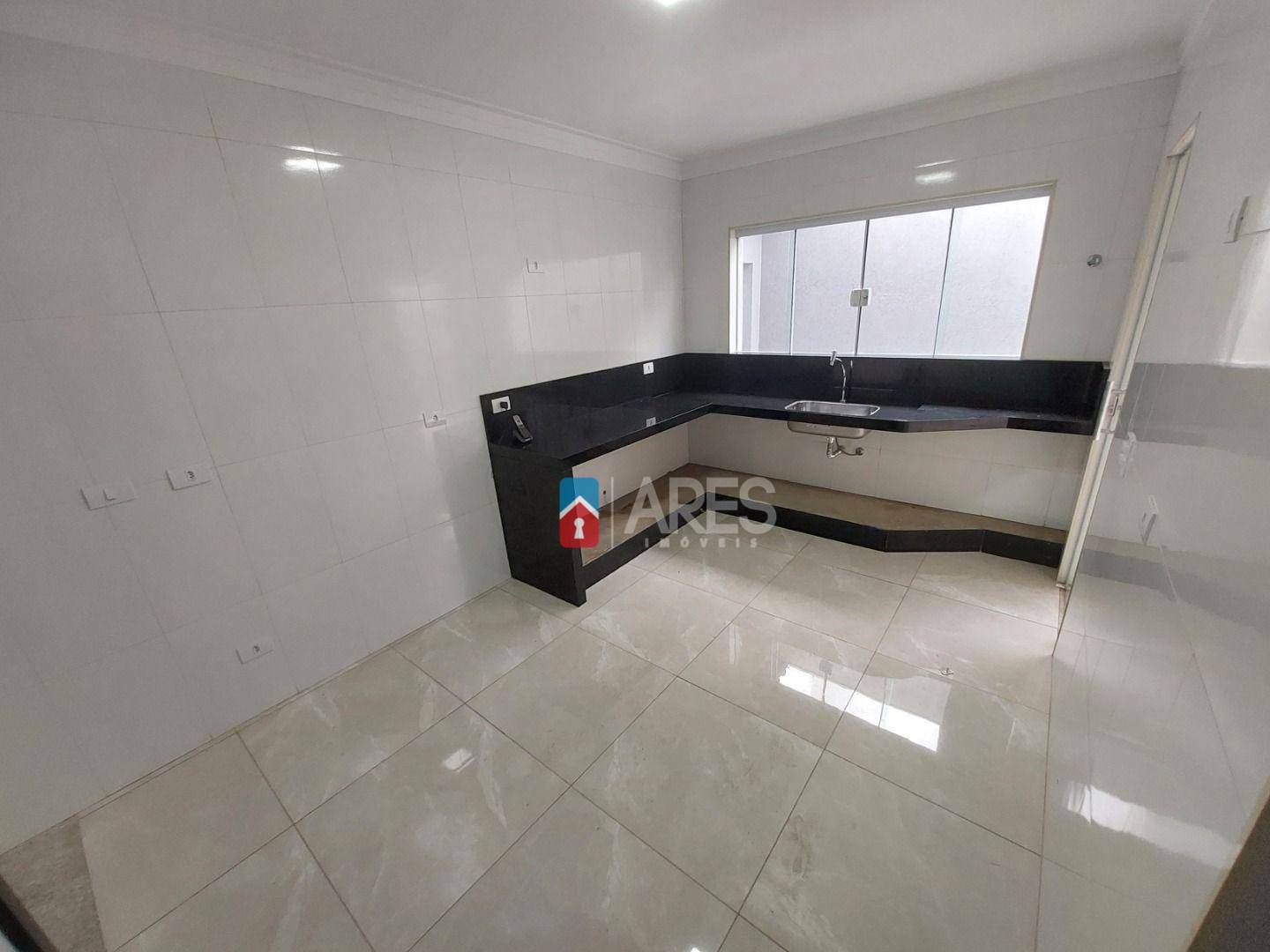 Casa à venda com 4 quartos, 270m² - Foto 6