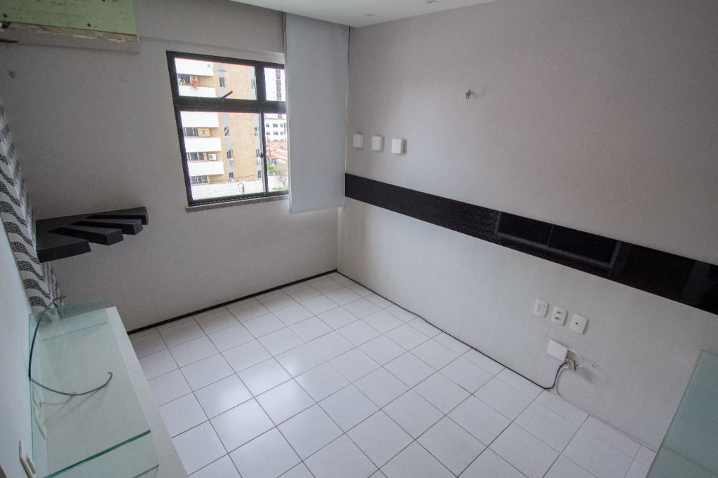 Apartamento à venda com 3 quartos, 126m² - Foto 7