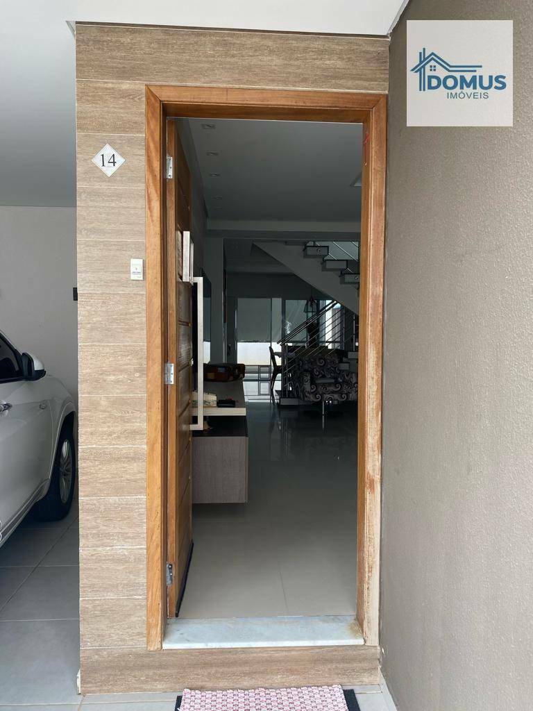 Casa de Condomínio à venda com 3 quartos, 175m² - Foto 2