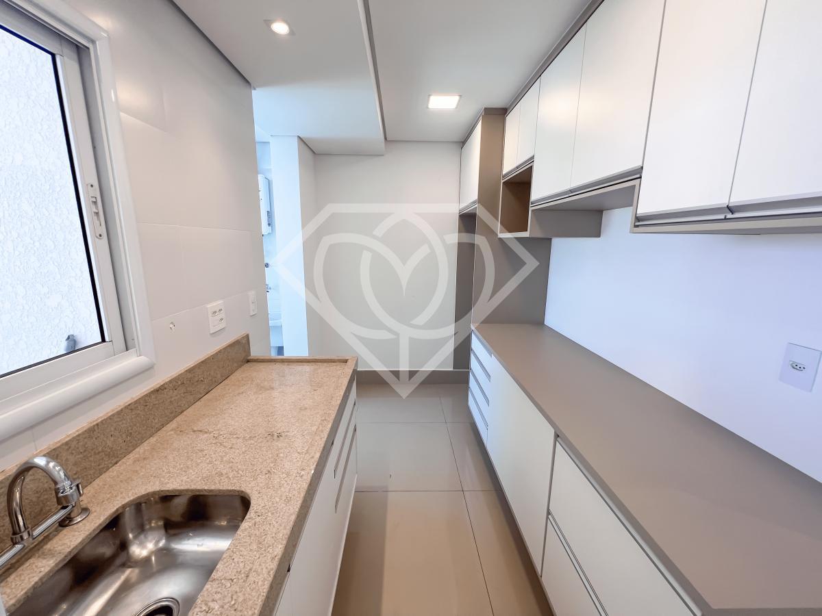 Apartamento para alugar com 3 quartos, 90m² - Foto 4