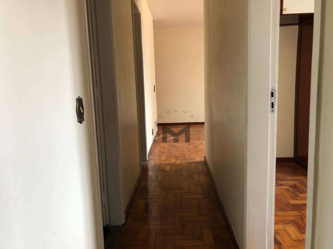 Apartamento à venda com 3 quartos, 110m² - Foto 4