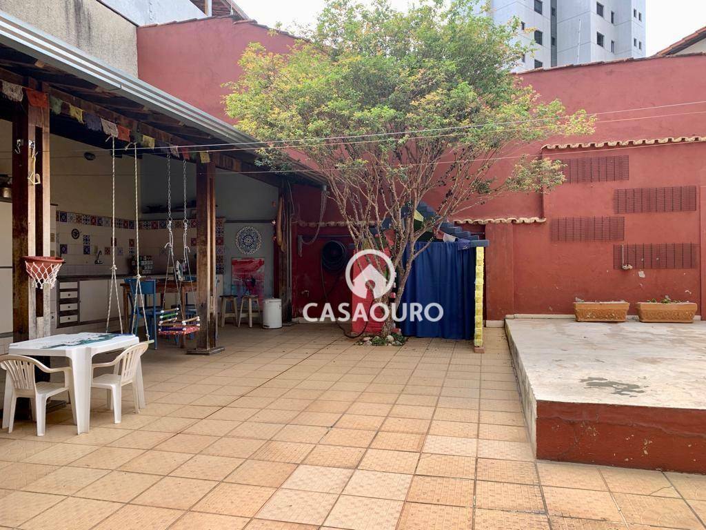 Casa à venda com 4 quartos, 251m² - Foto 39