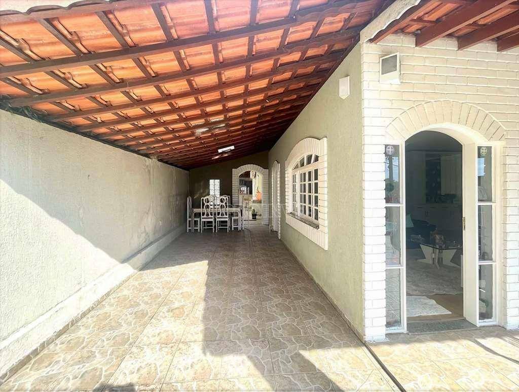 Casa de Condomínio à venda com 3 quartos, 131m² - Foto 8