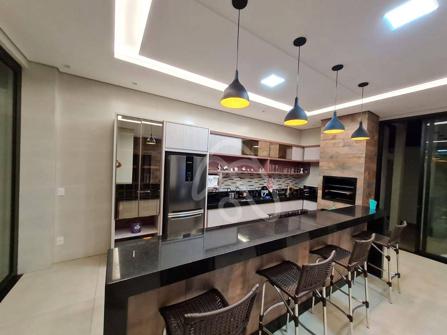 Sobrado, 3 quartos, 225 m² - Foto 2